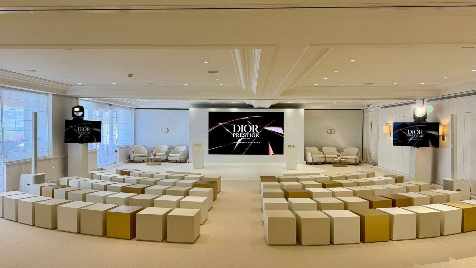Symposium Dior Prestige